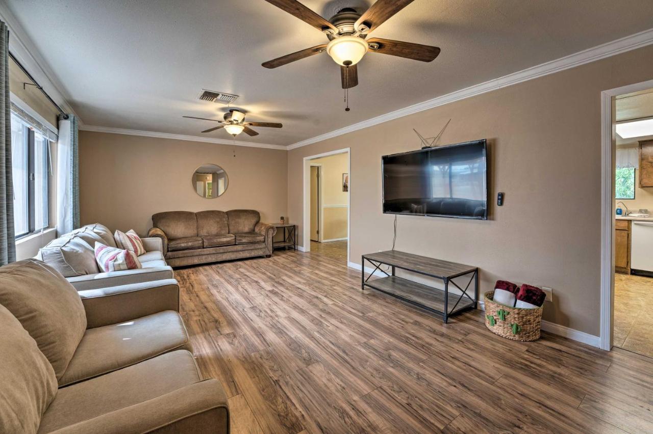 Updated Family Home - 2 Blocks To Colorado River! Буллхед-Сити Экстерьер фото