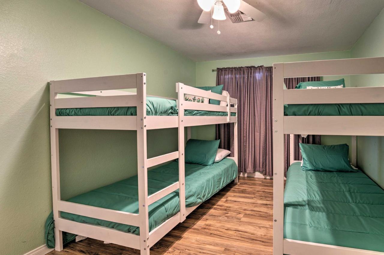 Updated Family Home - 2 Blocks To Colorado River! Буллхед-Сити Экстерьер фото
